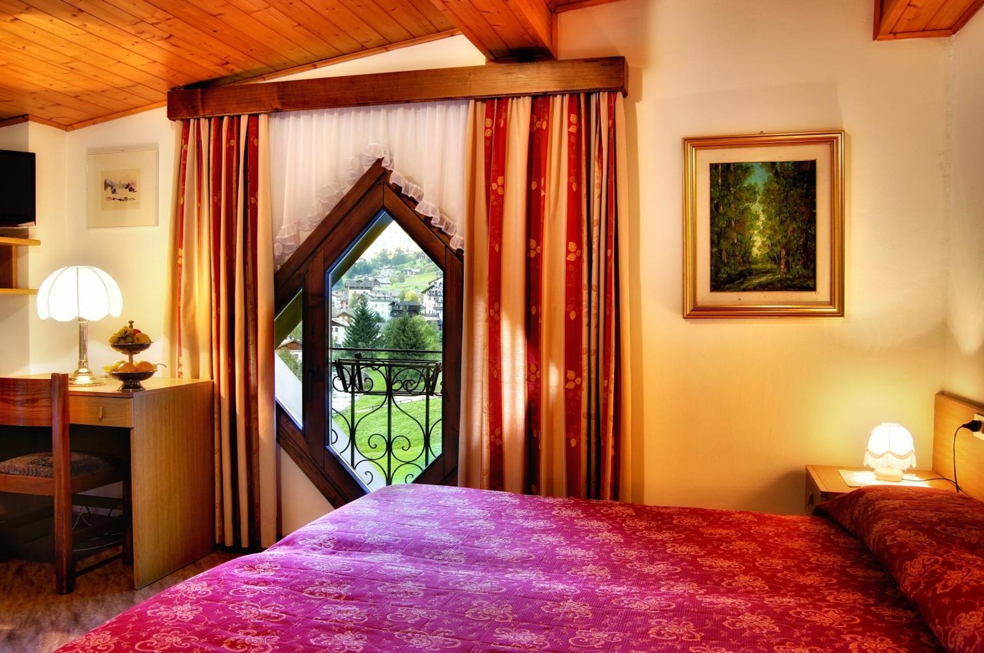 Albergo Miramonti ราบบิ ห้อง รูปภาพ