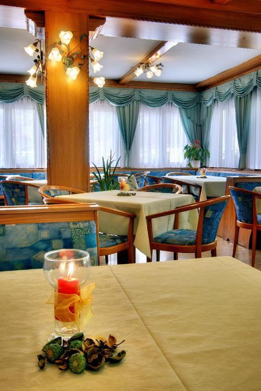 Albergo Miramonti ราบบิ ภายนอก รูปภาพ